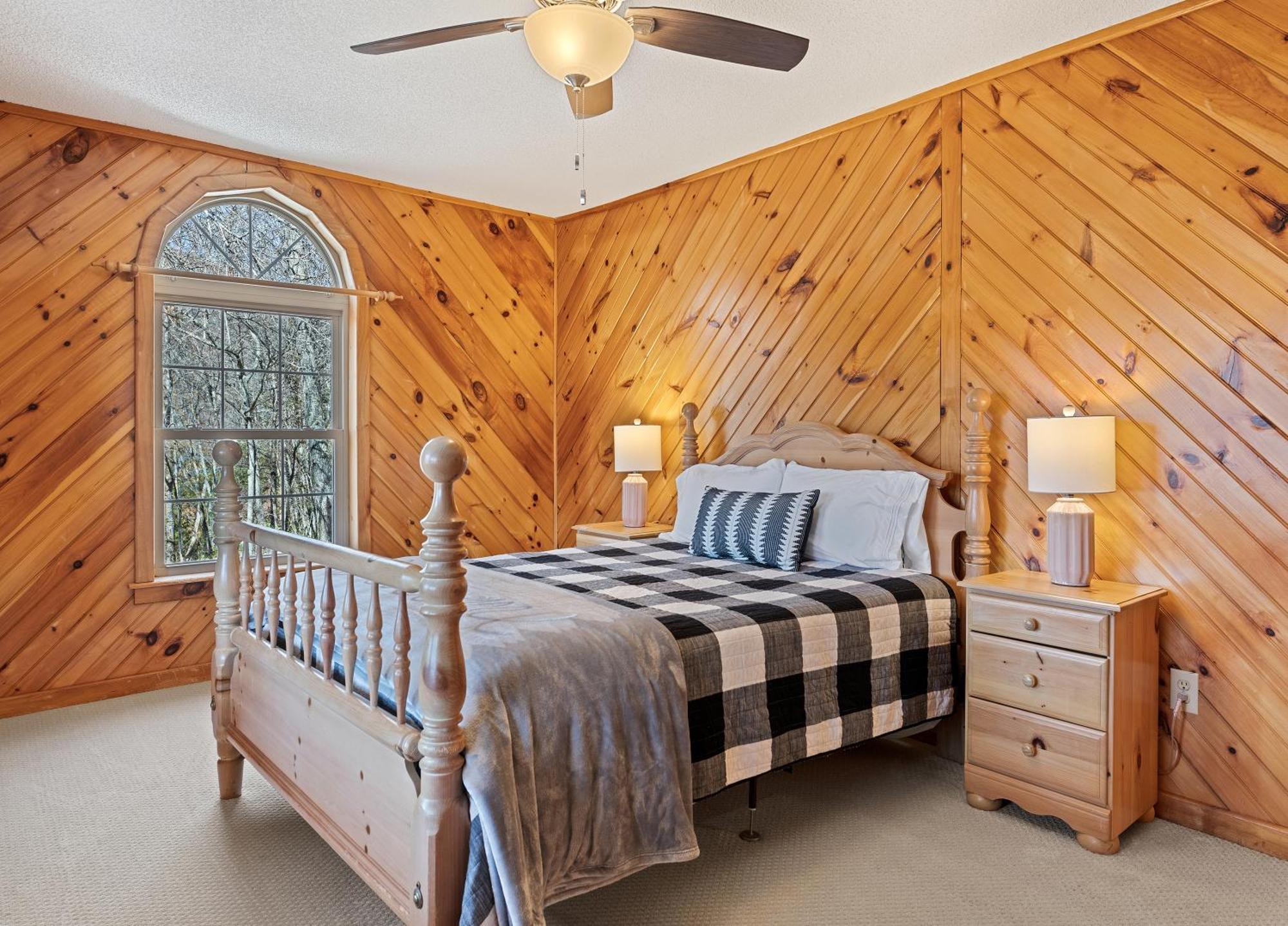 Maggie Valley Cabin With Beautiful Mountain Views, Hottub, Pet Friendly, Gameroom, Fireplace Екстер'єр фото