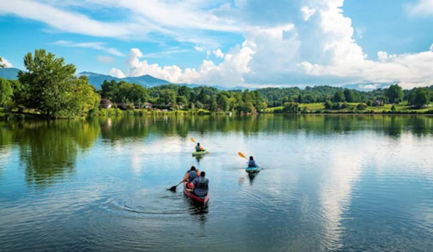 Maggie Valley Cabin With Beautiful Mountain Views, Hottub, Pet Friendly, Gameroom, Fireplace Екстер'єр фото